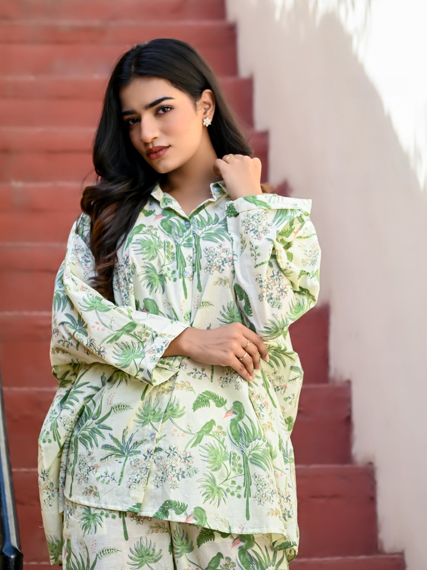 Island Escape Free-size shirt